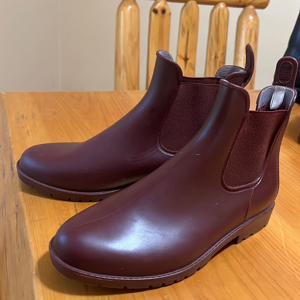 Red ankle boots